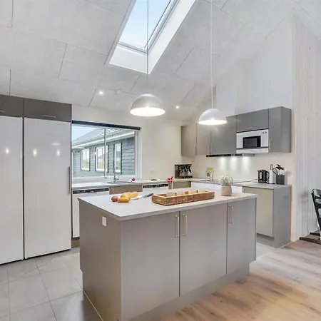 Nyaraló Sibbe - 500m To The Fjord By Interhome